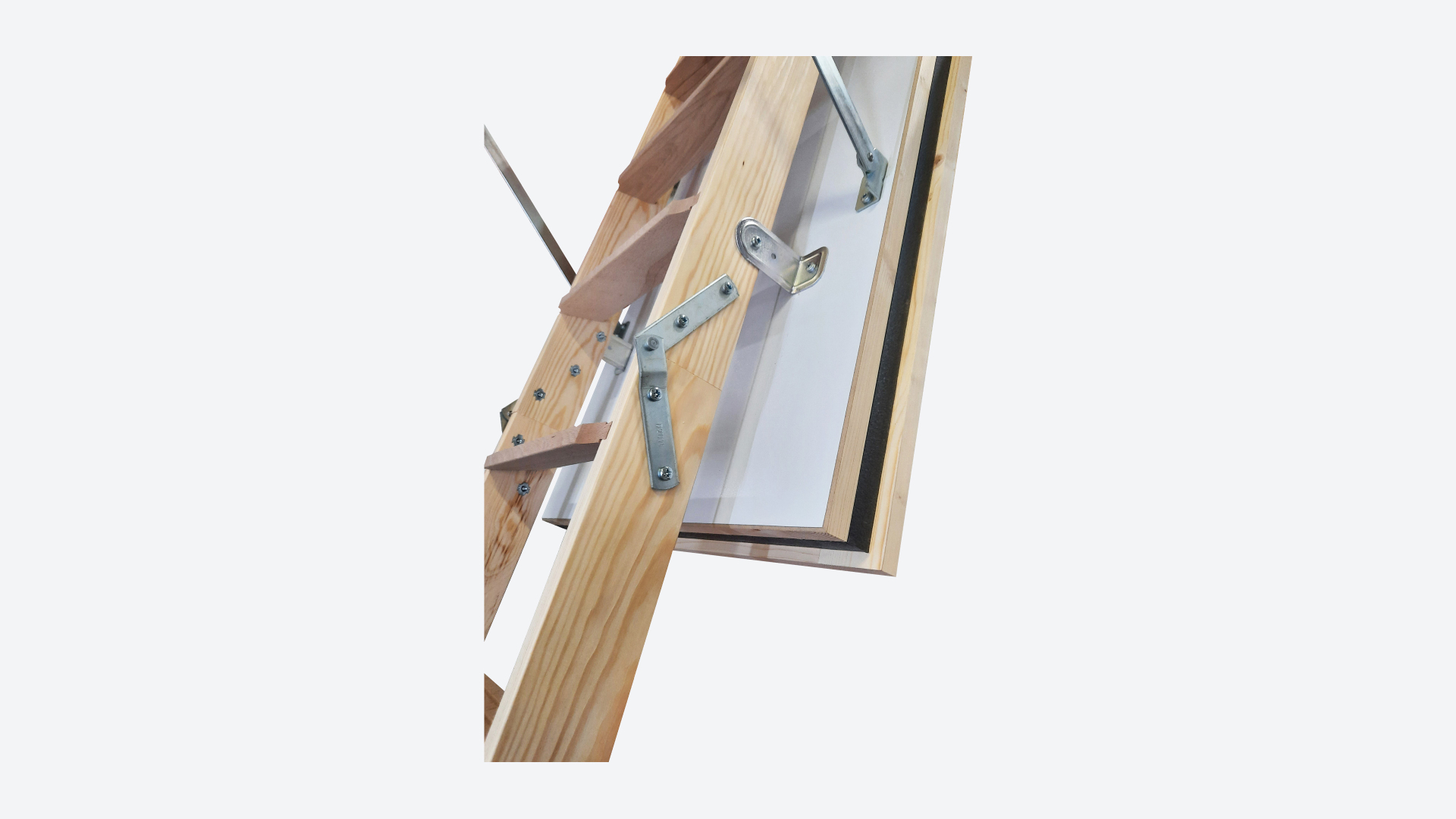 Loft ladder REI 60 - Made to measure 